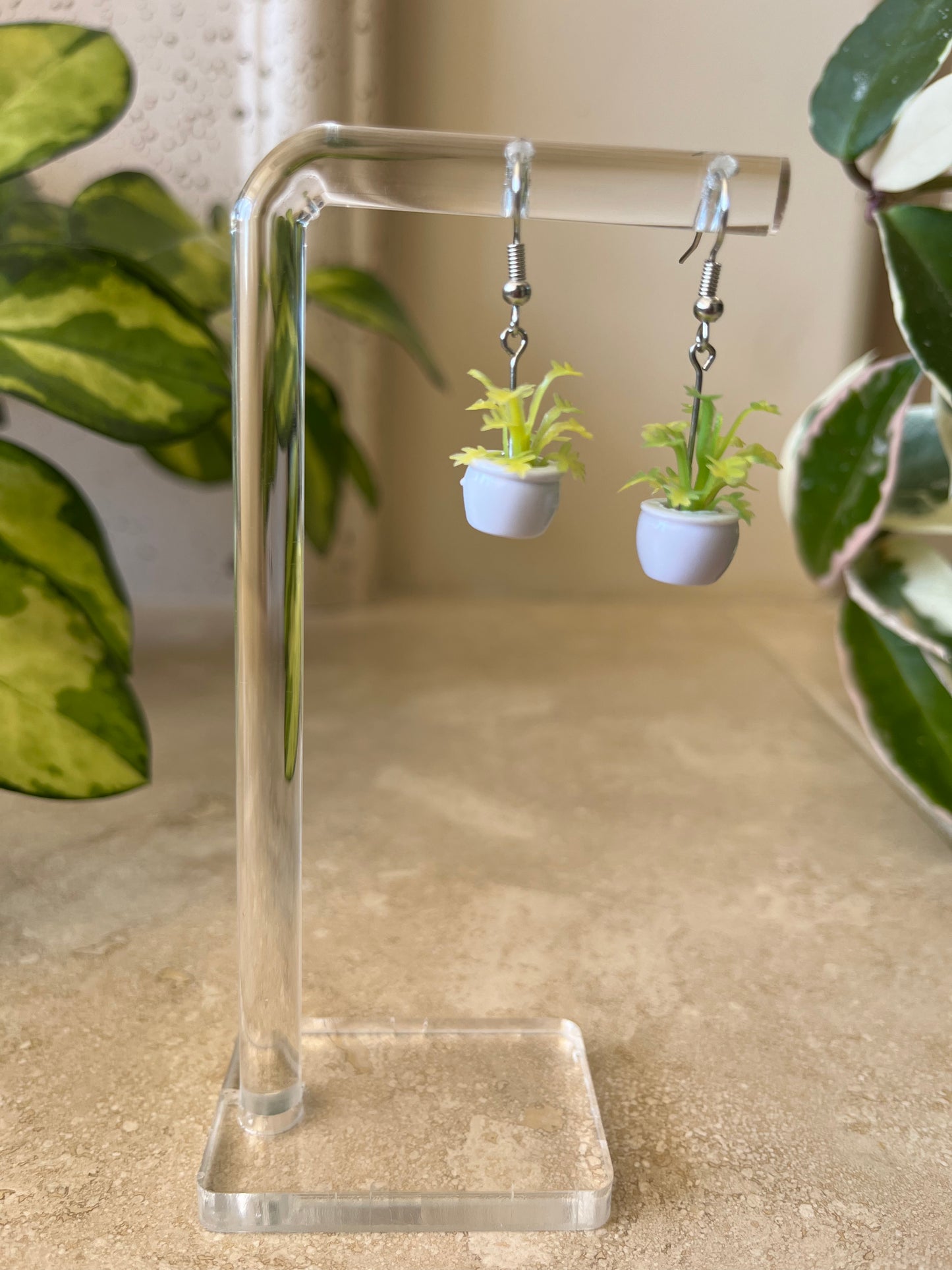 vase earring