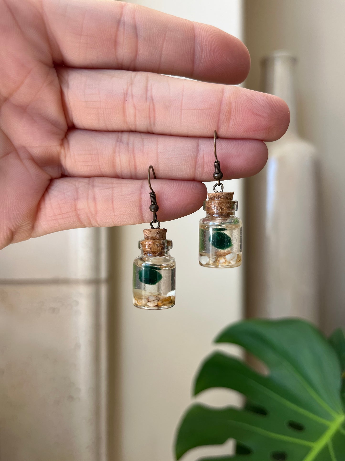 moss ball earring - natural rocks - bronze metal