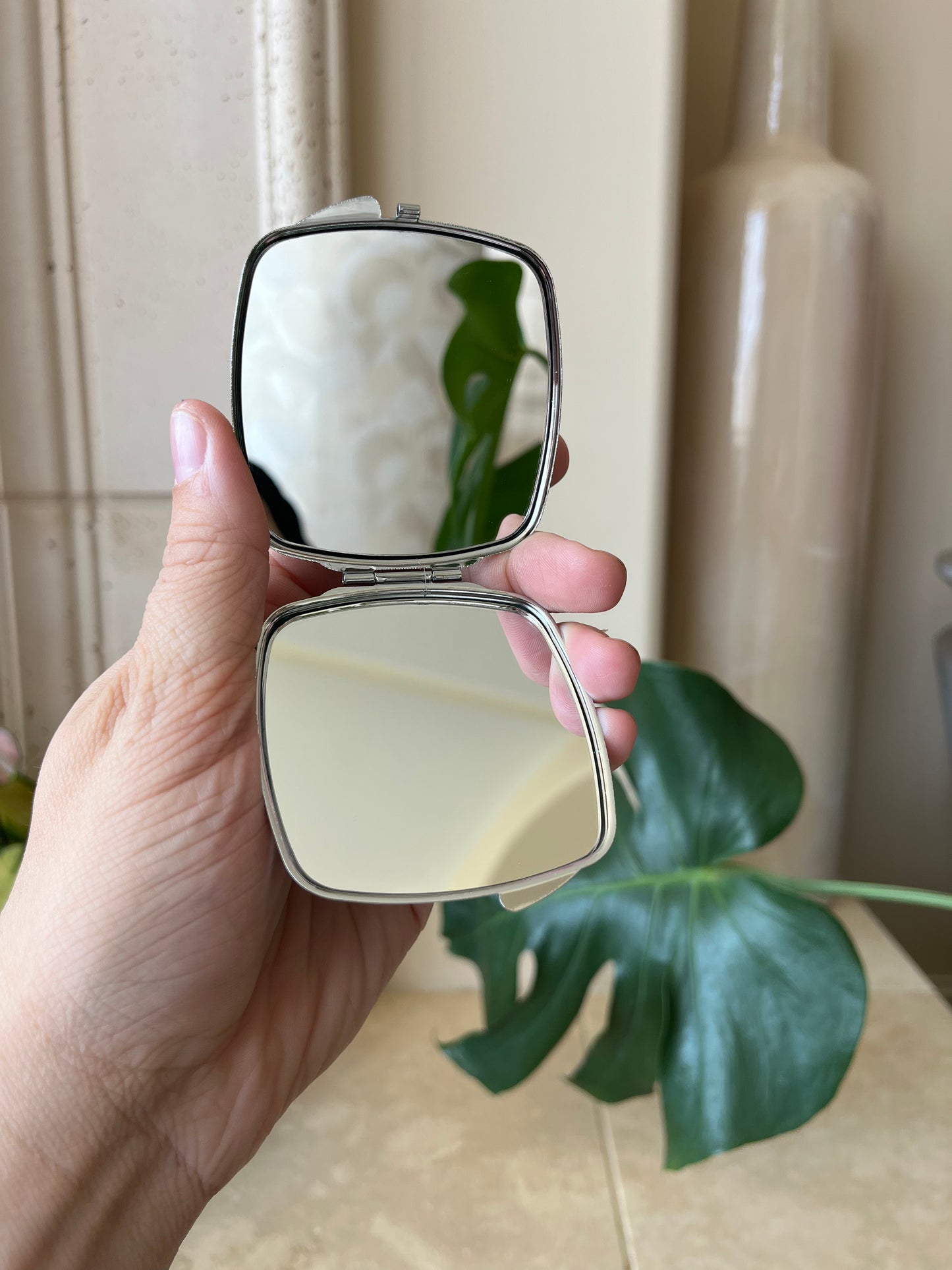 yellow flower compact mirror