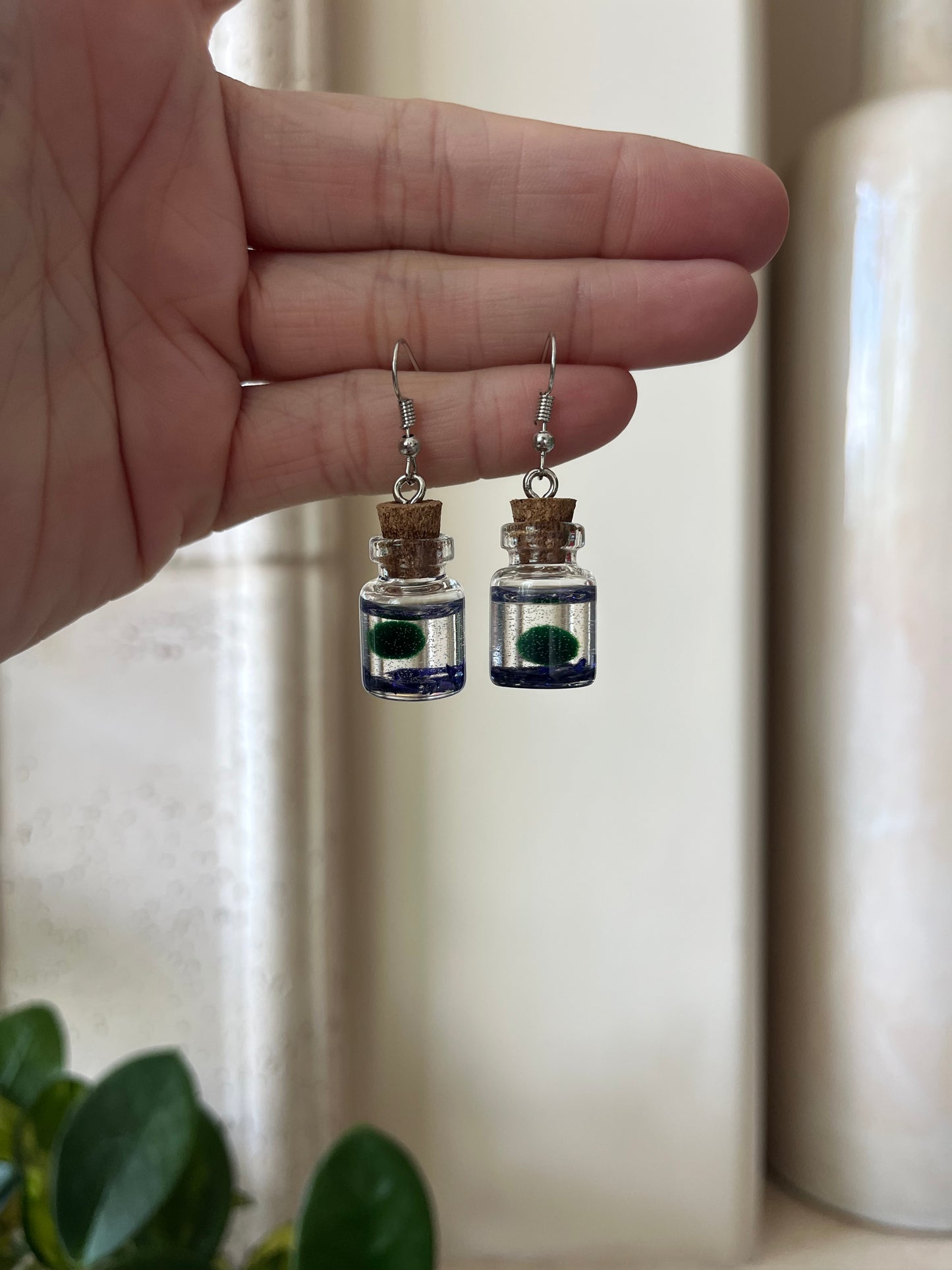 moss ball earring - purple rocks - silver metal