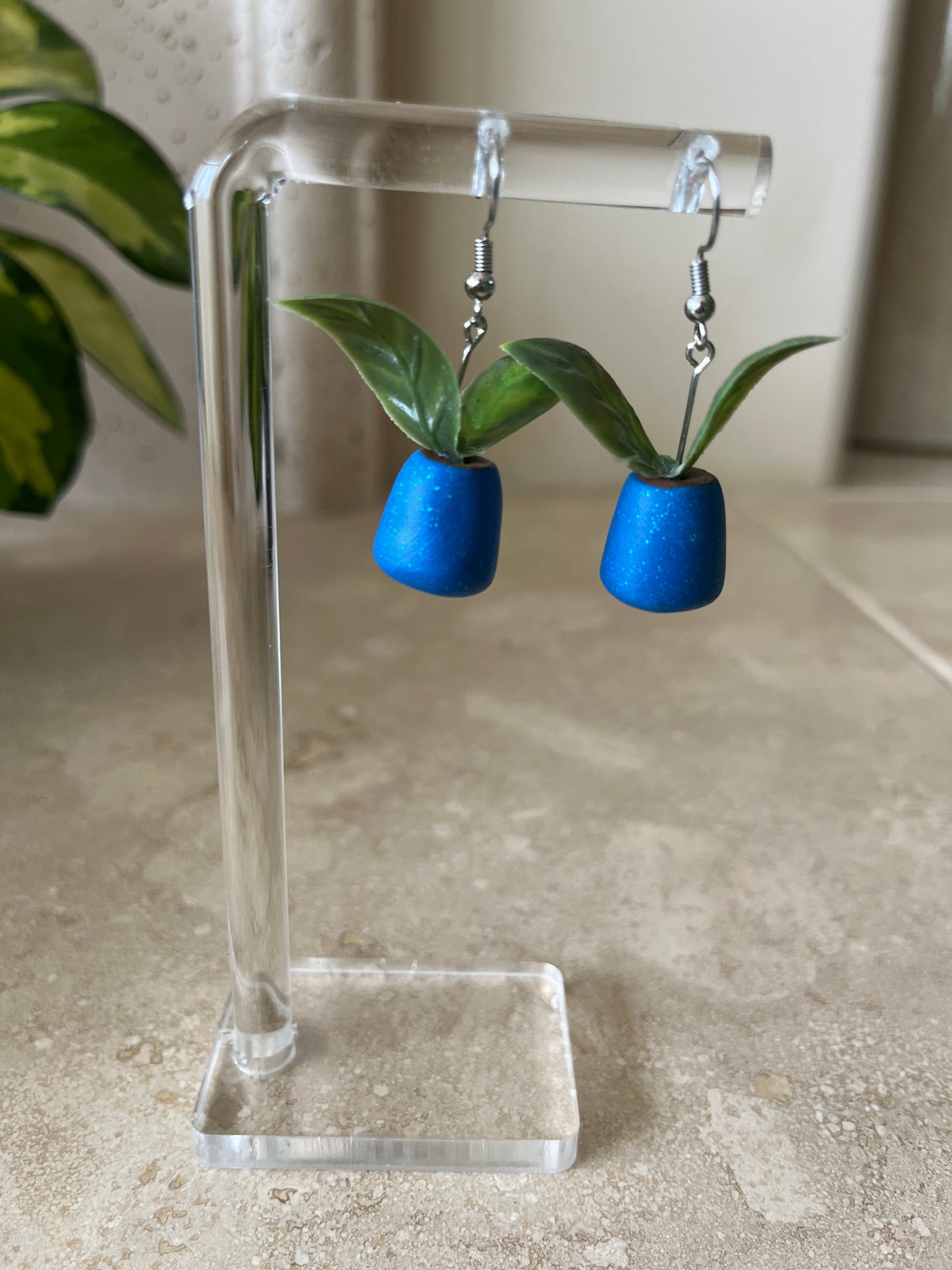 glitter blue pot