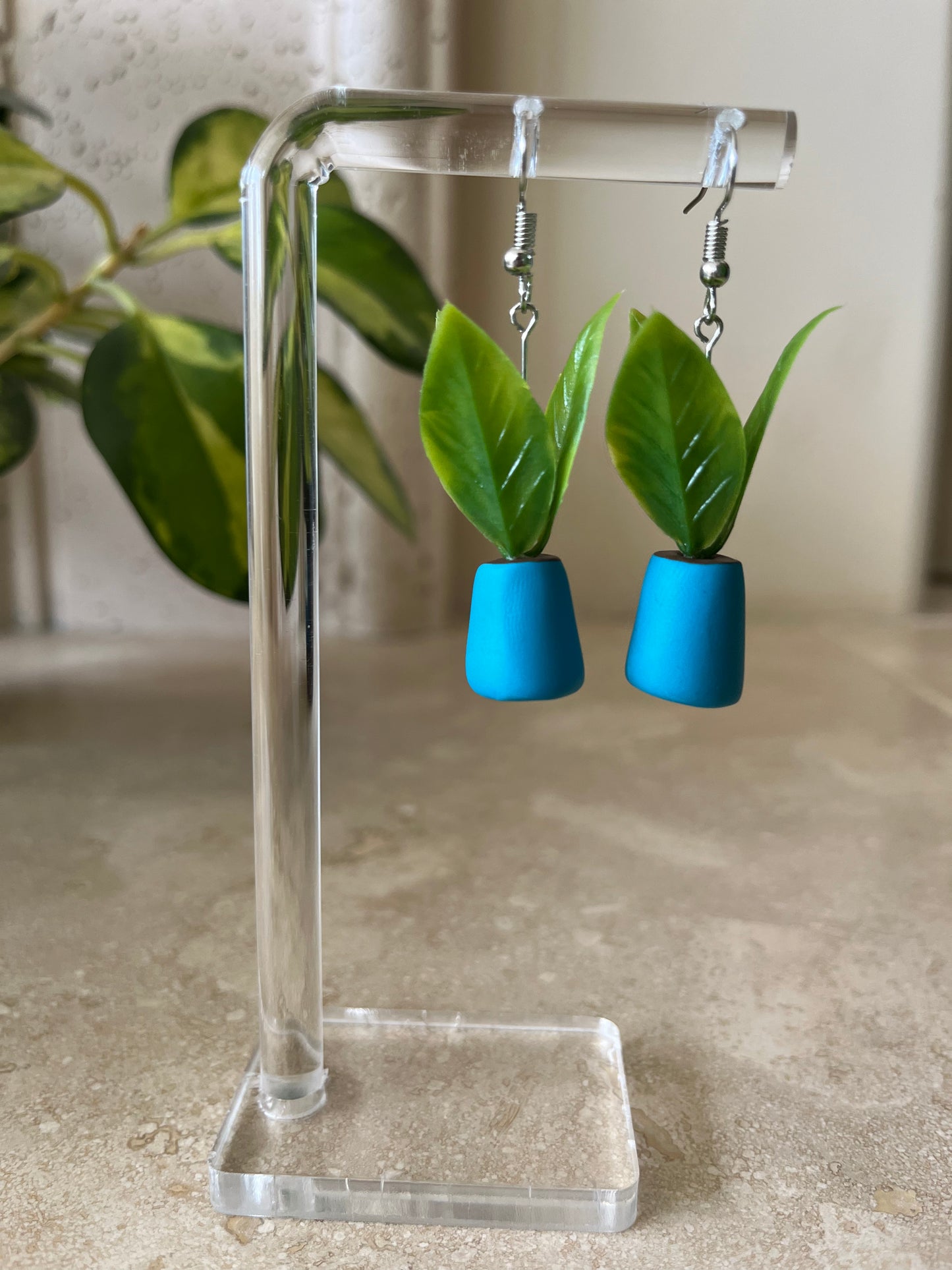 blue pot