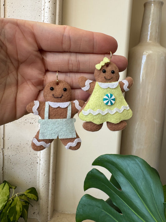 gingerbread couple