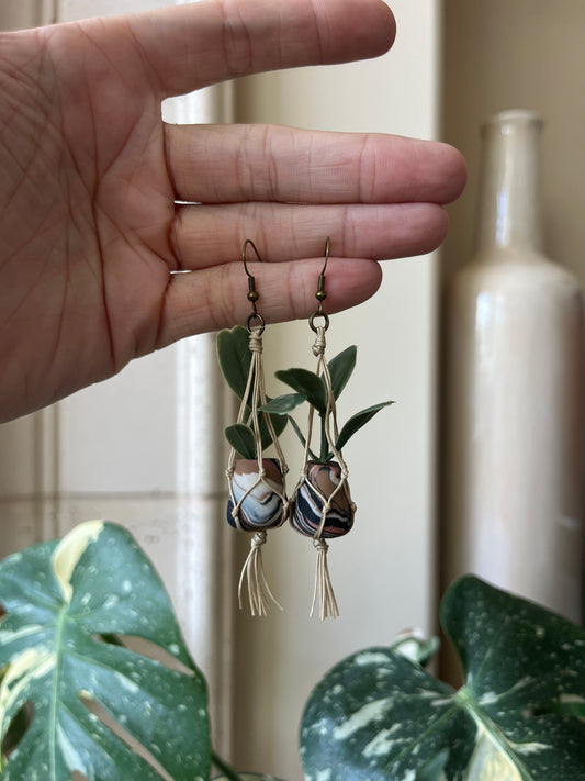 cream string - mixed pot