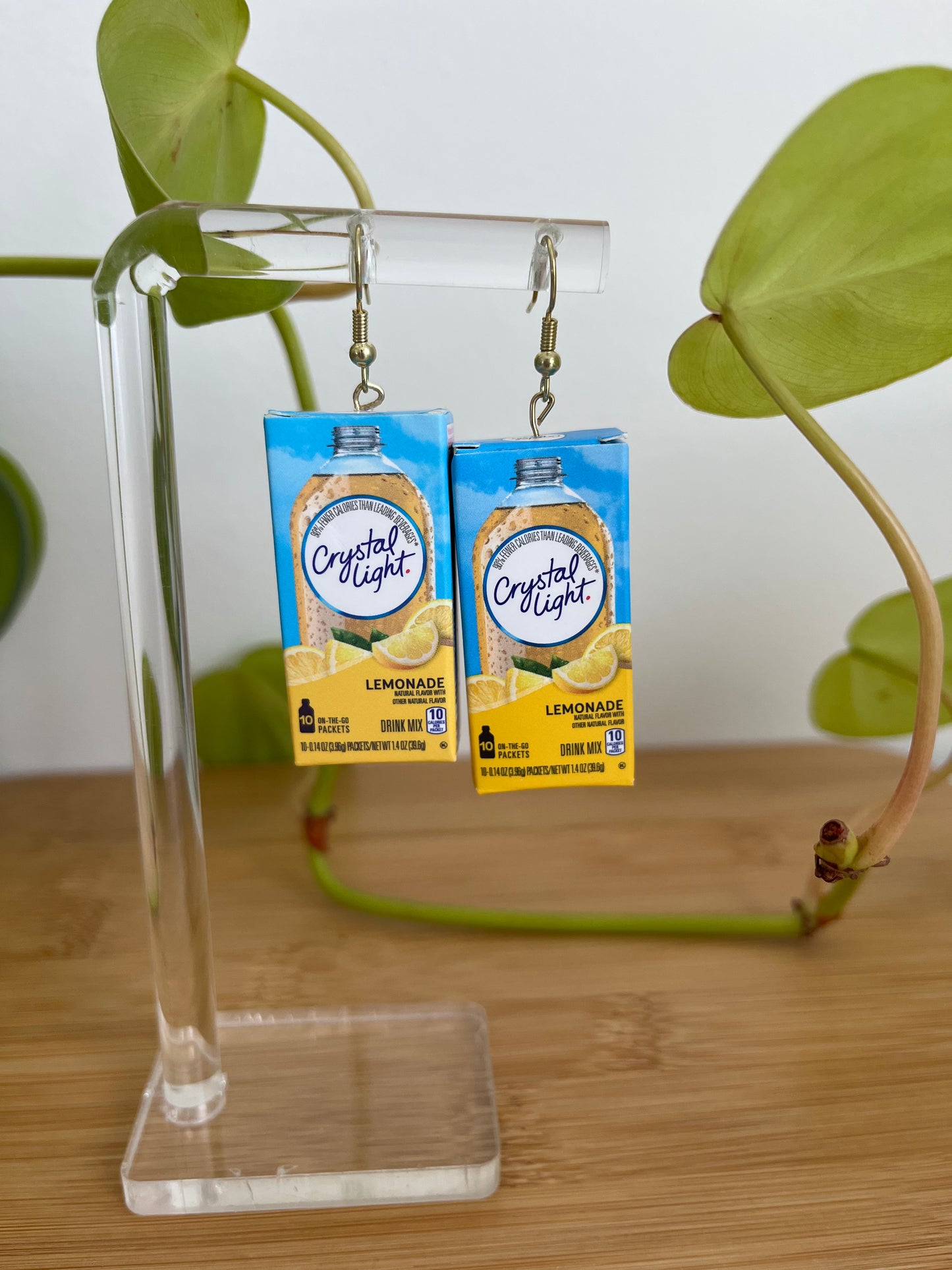 Crystal Light lemonade