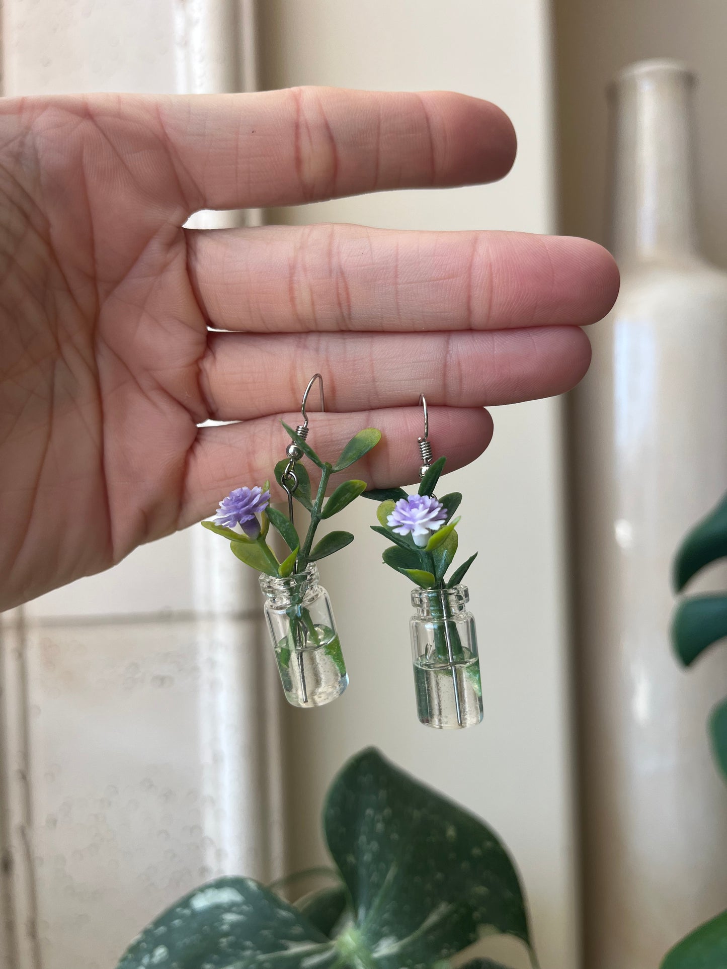 flower earring - silver metal