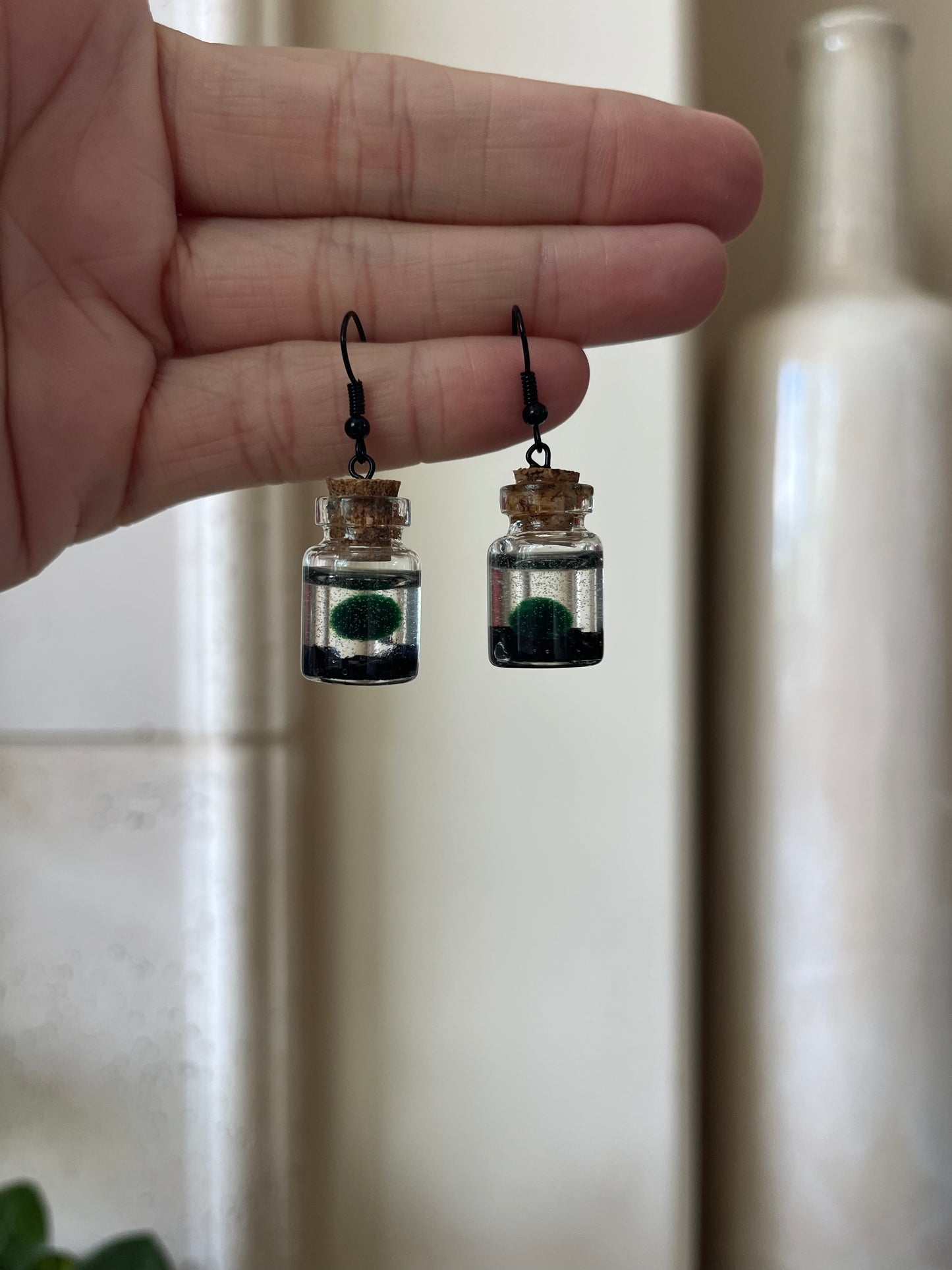 moss ball earring - black rocks - black metal